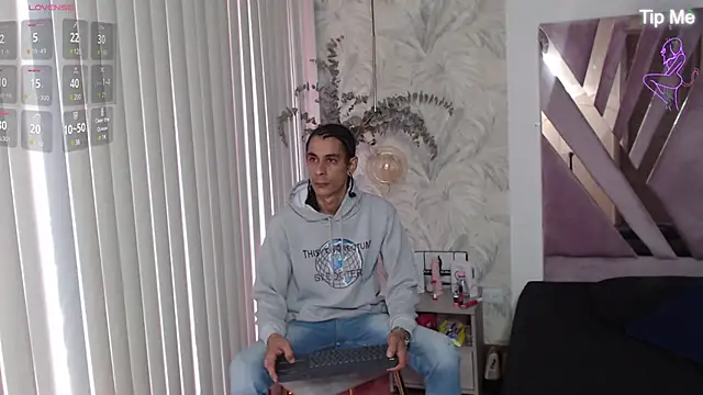 Snapshot of jackstanford chatting on January 16, 6:06 pm jackstanford online show from January 16, 6:06 pm