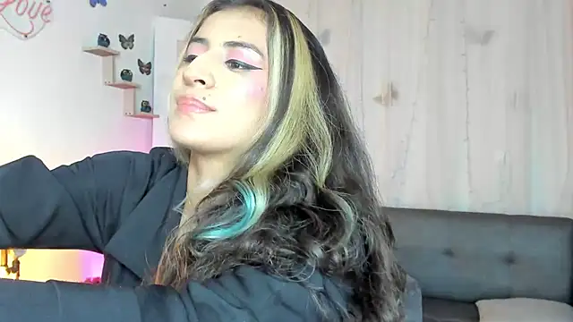 Alaia Love77 online show from March 15, 9:49 pm