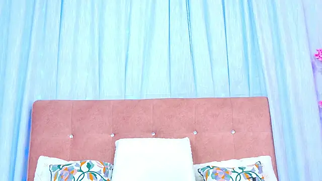 AlliciaKim online show from November 13, 7:13 pm