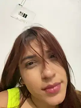 perlita05 online show from February 25, 2:25 am