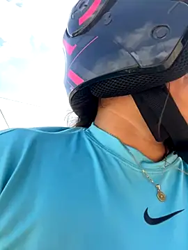 perlita05 online show from September 24, 7:39 pm