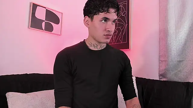 MatheoVelez online show from February 15, 10:00 am