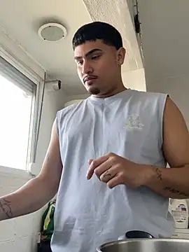 MatheoVelez online show from February 2, 4:06 pm