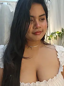 Snapshot of its_amesha chatting on January 1, 8:58 pm its amesha online show from January 1, 8:58 pm