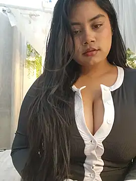 Snapshot of its_amesha chatting on January 2, 9:18 pm its amesha online show from January 2, 9:18 pm
