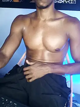 Snapshot of MAXIMO_JHONS chatting on April 29, 12:59 am MAXIMO JHONS online show from April 29, 12:59 am