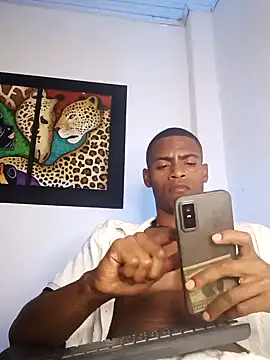 Snapshot of MAXIMO_JHONS chatting on May 18, 5:02 am MAXIMO JHONS online show from May 18, 5:02 am
