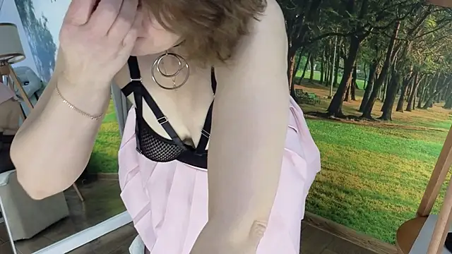 Ava Gardner  online show from March 5, 10:33 am