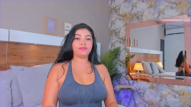 EmaBakker online show from November 16, 12:33 pm