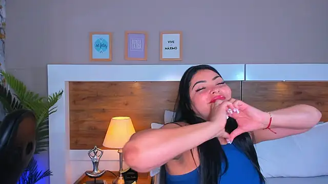 EmaBakker online show from March 19, 7:56 am