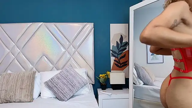 Lana-Gross online show from March 4, 1:59 pm