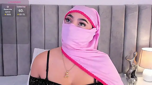  malih  online show from December 13, 12:39 pm