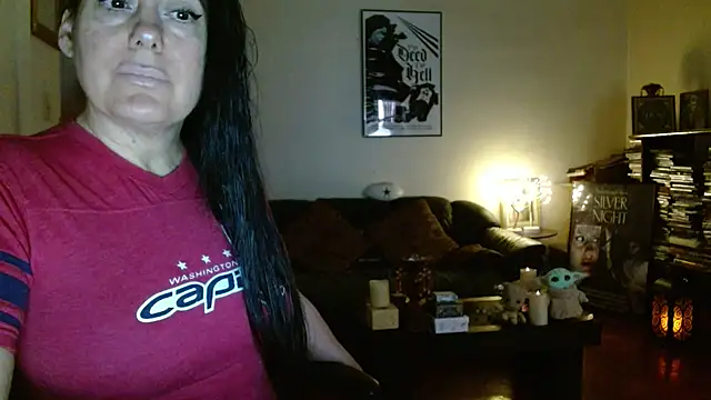 mandaloriangirls online show from November 9, 6:06 pm