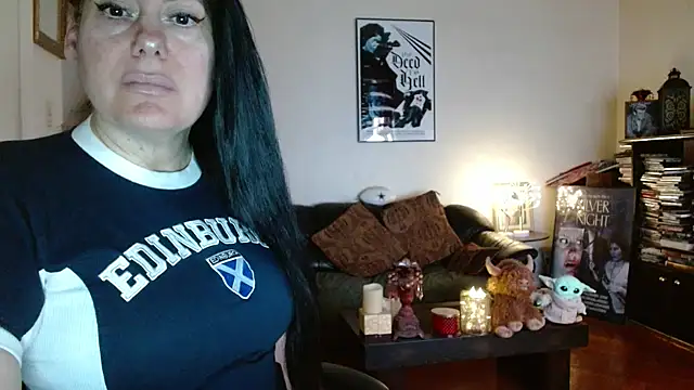 mandaloriangirls online show from February 25, 6:17 pm