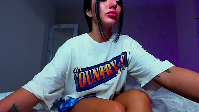 AddictedSabi online show from November 3, 7:15 pm