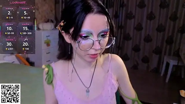 Nora Failure online show from February 2, 3:55 pm