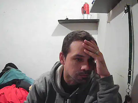 Snapshot of Lolosalvage83 chatting on May 2, 9:53 pm Lolosalvage83 online show from May 2, 9:53 pm