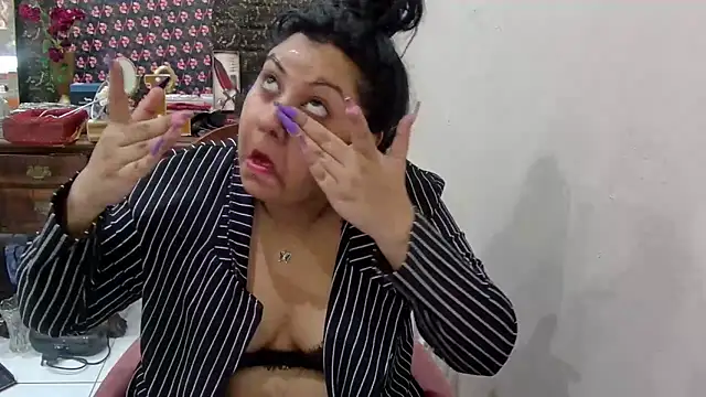 GoddessLorenaTheeSiren online show from March 14, 9:14 am