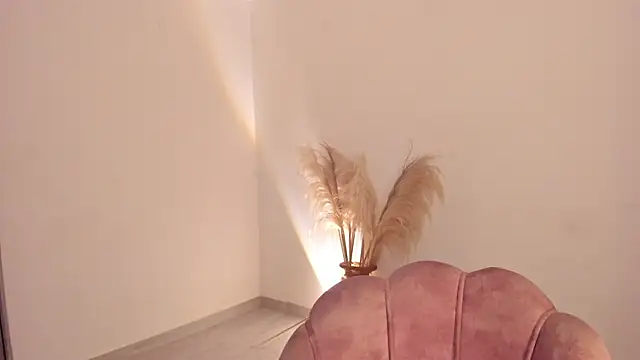 amelie murphy  online show from March 25, 11:27 am