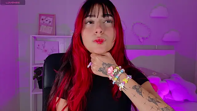 ParisFox  online show from January 14, 10:03 pm