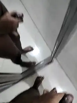 Snapshot of sanju599 chatting on March 19, 5:17 pm sanju599 online show from March 19, 5:17 pm