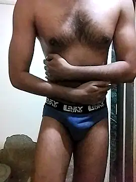 Snapshot of sanju599 chatting on December 20, 6:37 pm sanju599 online show from December 20, 6:37 pm