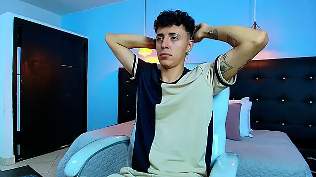 Lobo 17  online show from February 11, 7:44 am