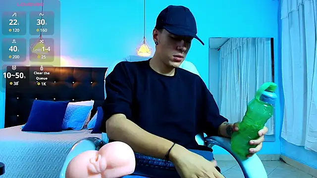 Lobo 17  online show from February 22, 3:34 am