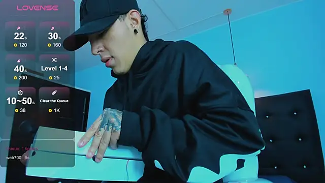 Lobo 17  online show from November 8, 3:39 am