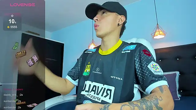 Lobo 17  online show from November 23, 3:39 am