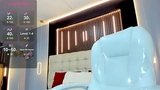 Snapshot of Lobo_17_ chatting on February 22, 3:40 am Lobo 17 online show from February 22, 3:40 am