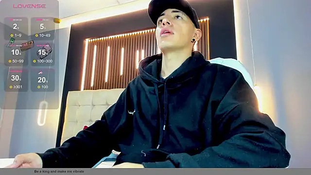 Lobo 17  online show from March 4, 3:34 am