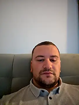 Snapshot of KarlosCarutox chatting on November 16, 7:30 pm KarlosCarutox online show from November 16, 7:30 pm