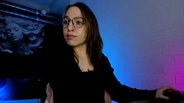 AphexQueen online show from April 25, 1:14 pm