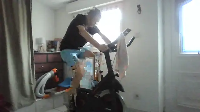 naturiste974 online show from November 19, 8:03 am