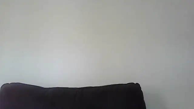 naturiste974 online show from April 1, 6:58 am