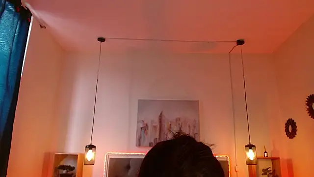 Snapshot of emily_leinner chatting on March 13, 1:29 pm emily leinner online show from March 13, 1:29 pm