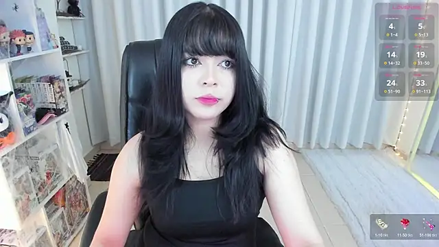 misshoneyxxx online show from October 24, 5:37 am