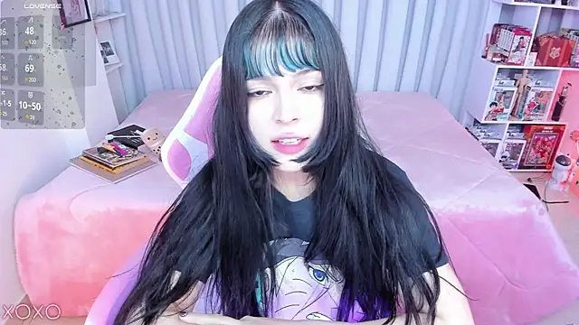 misshoneyxxx online show from July 29, 6:22 am