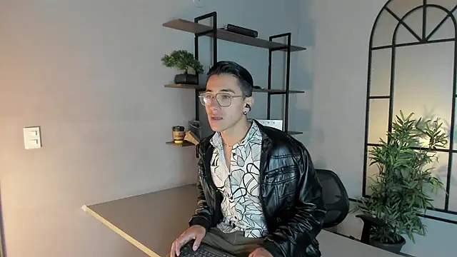 Andy Joy  online show from March 5, 11:39 am