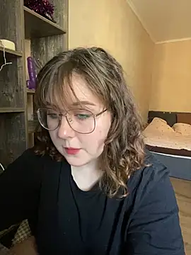Snapshot of cinnabon_ chatting on January 10, 9:13 am cinnabon  online show from January 10, 9:13 am