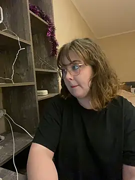 Snapshot of cinnabon_ chatting on January 11, 3:09 pm cinnabon  online show from January 11, 3:09 pm