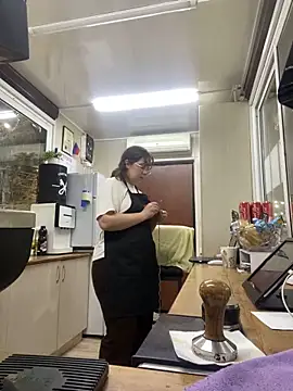 Snapshot of cinnabon_ chatting on January 19, 4:36 pm cinnabon  online show from January 19, 4:36 pm