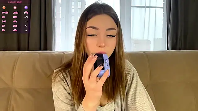 LindaFarmer online show from September 30, 3:44 am