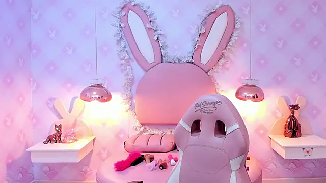 Saraa Skinny online show from December 11, 11:30 am