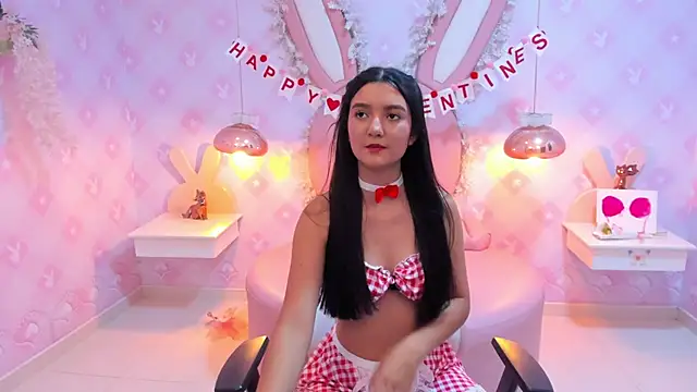 Saraa Skinny online show from February 22, 5:57 pm