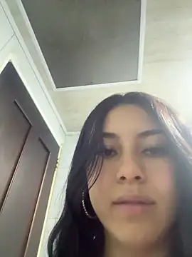 emily 22x online show from December 24, 2:21 am