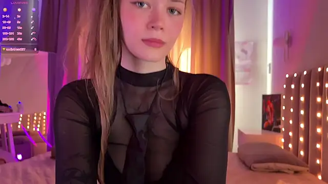 tvoisortangela online show from March 1, 10:02 am