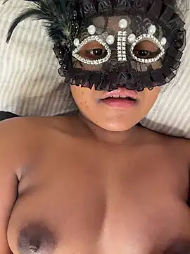 Bella Luna18 online show from December 1, 5:51 pm