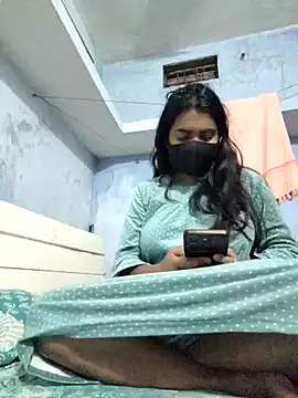 Priya Strip online show from February 13, 10:11 pm